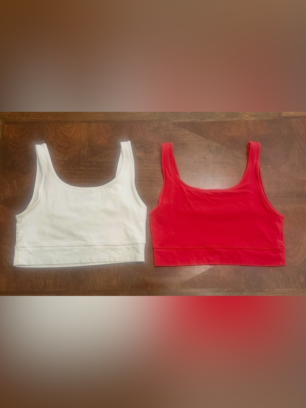 American Eagle Pair of Crop Tank Tops in Red and White
